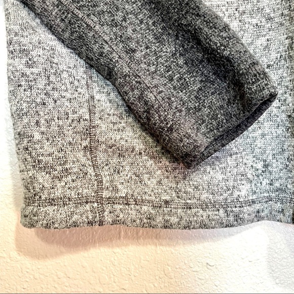 Woolrich 1/2 Zip Pull over Sweater - Picture 3 of 7